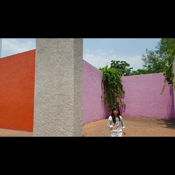 Meet your Posher, Michelle - Picture 3 of 3